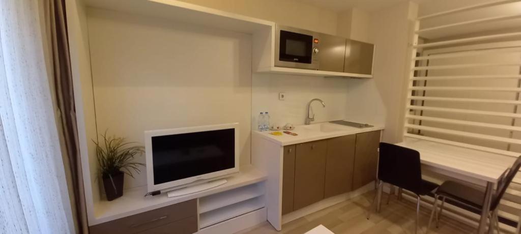 Arwin Hotel إسكيشير المظهر الخارجي الصورة