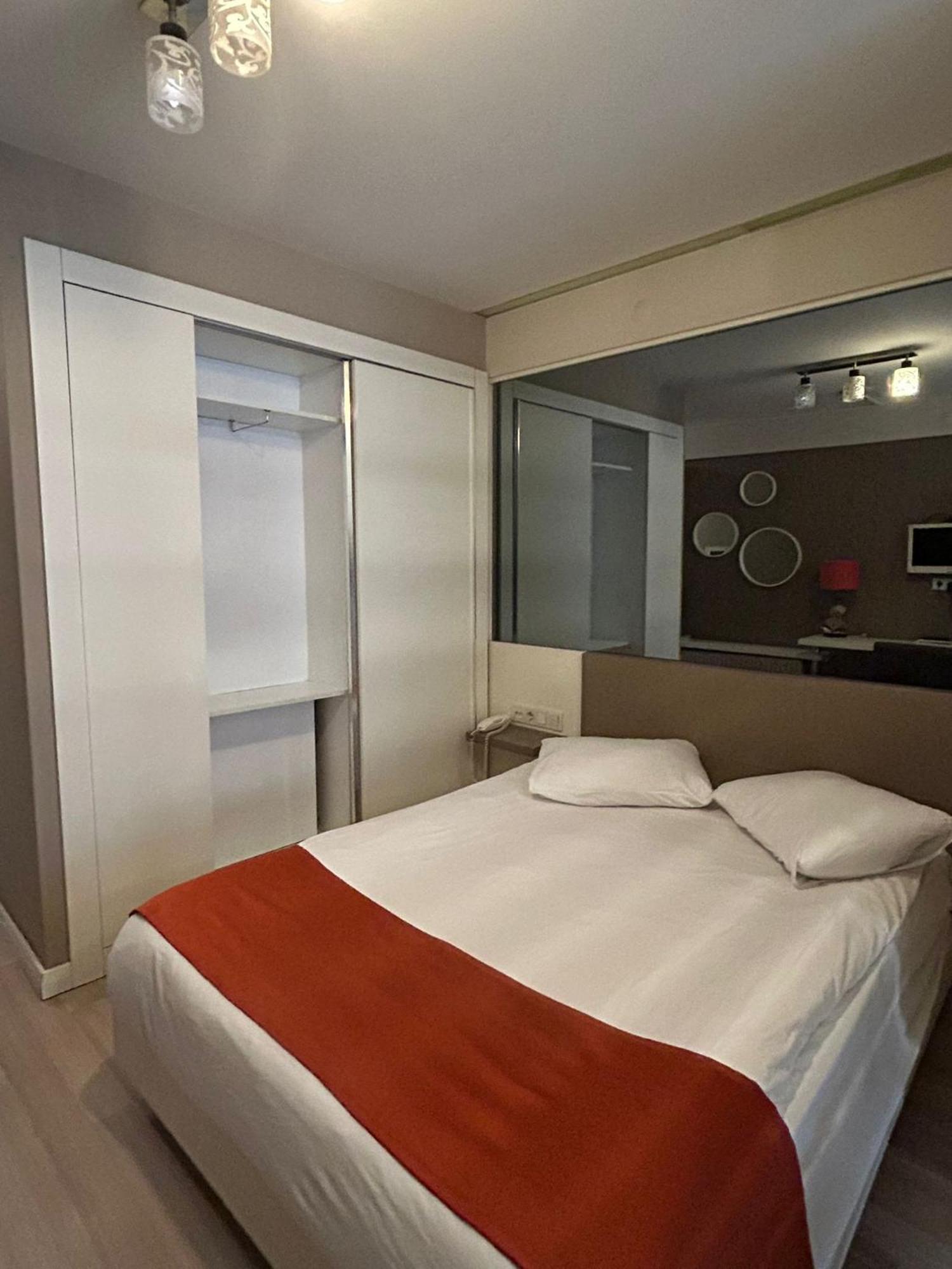 Arwin Hotel إسكيشير المظهر الخارجي الصورة